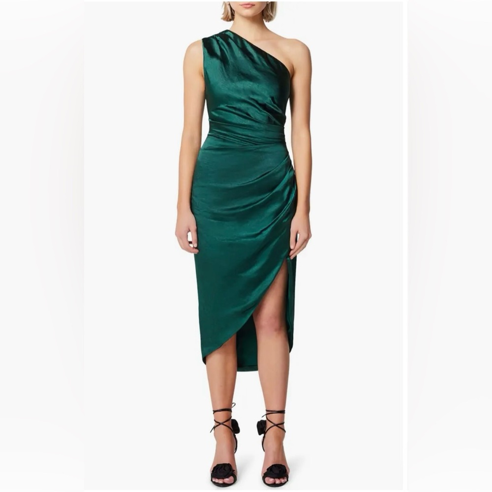 Elliatt Cassini One Shoulder Dress in Forest